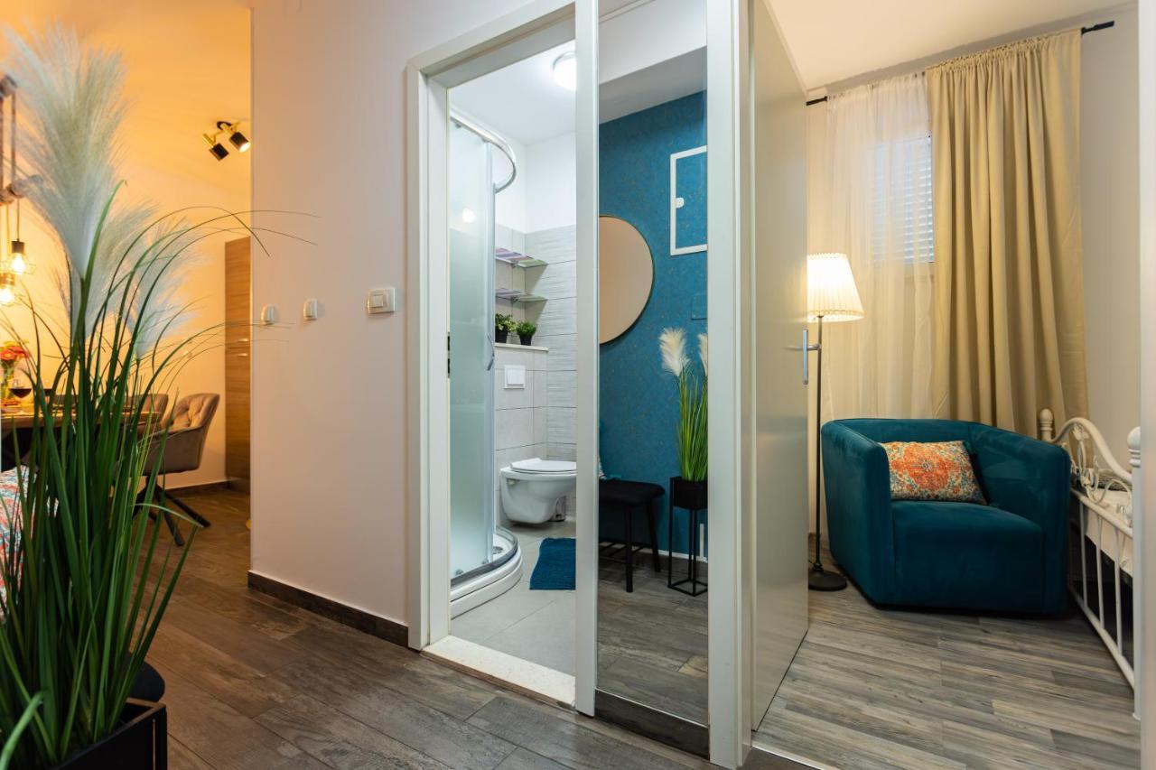 Oasis Luxury Apartment With Terrarce And Jacuzzi Split Buitenkant foto