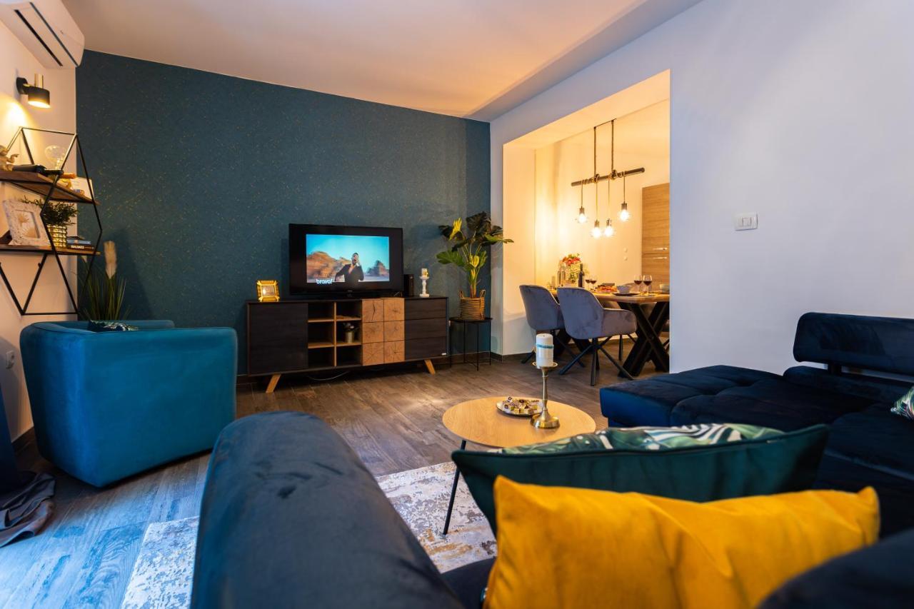 Oasis Luxury Apartment With Terrarce And Jacuzzi Split Buitenkant foto